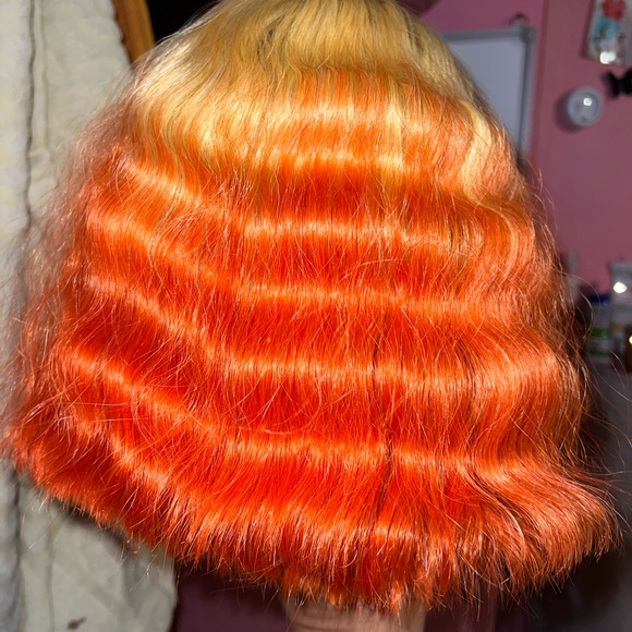 Orange lace front wig - Picture 4 of 5